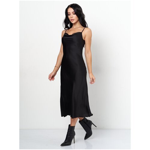 Повседневное черное женское платье комбинация из дубайского шелка на бретельках в классическом стиле 2022-2023